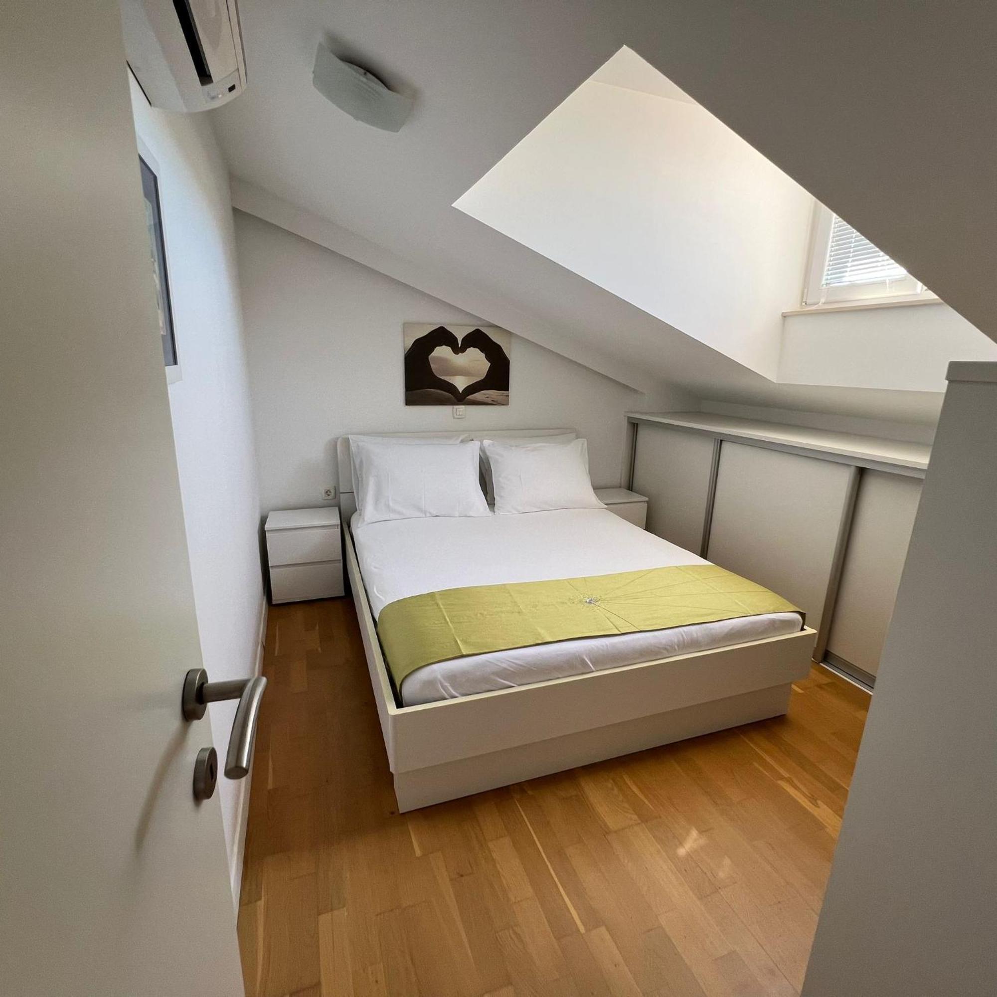 City Apartments Nada Makarska Dış mekan fotoğraf